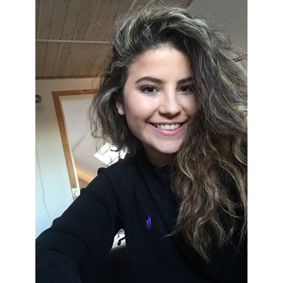 Meet the Posher Other - Meet your Posher, Frederikke